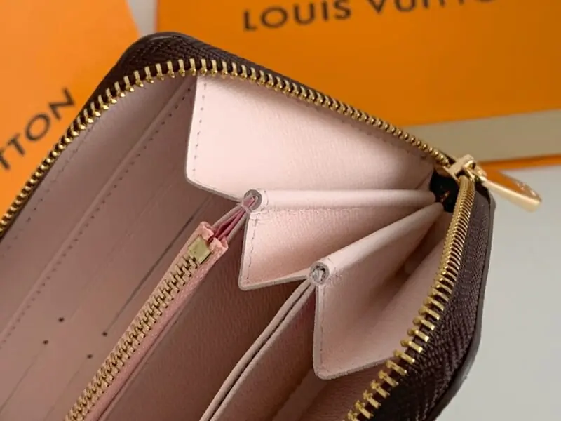 louis vuitton lv portefeuille s in pink pour femme s_a5b5223